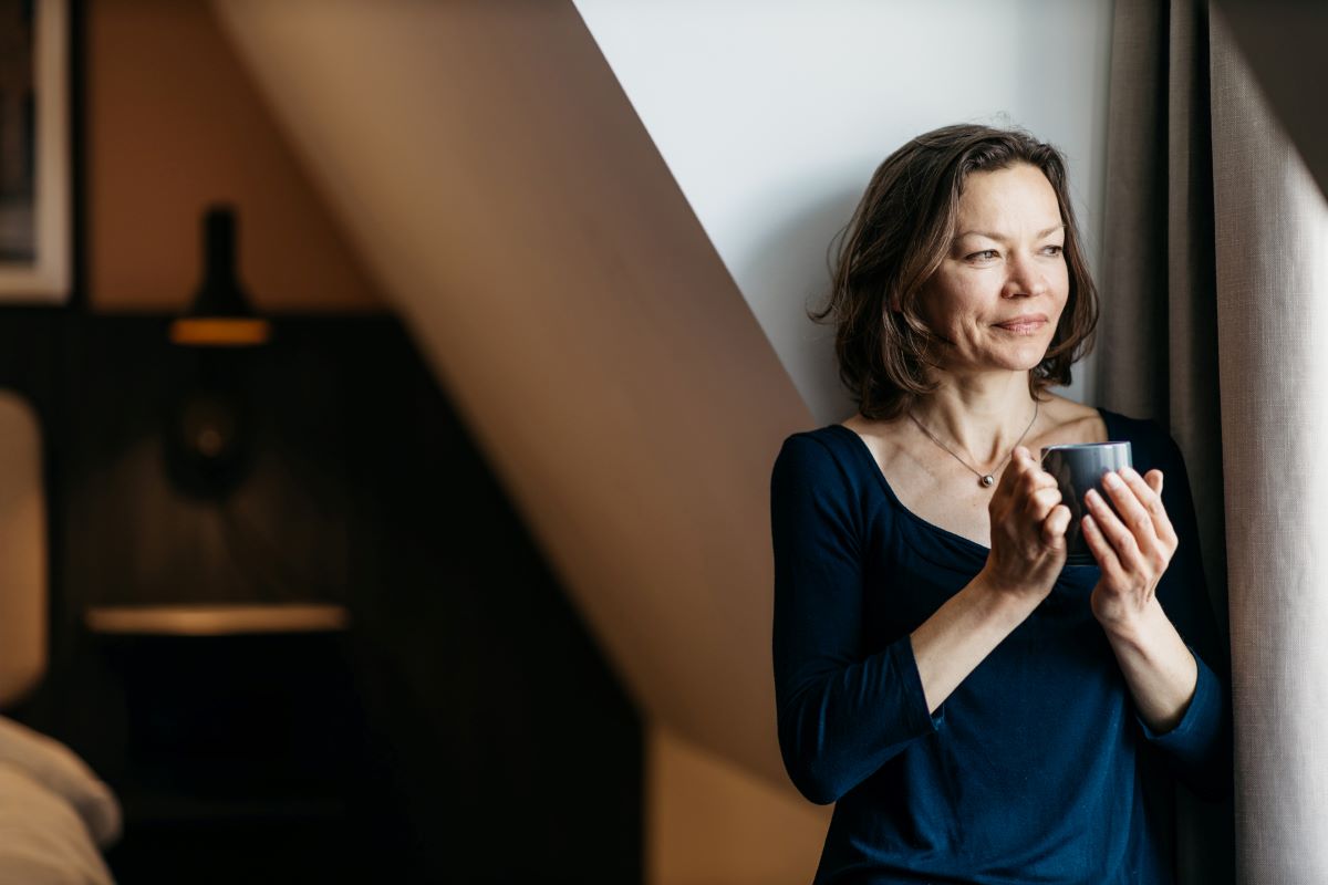 woman drinking tea